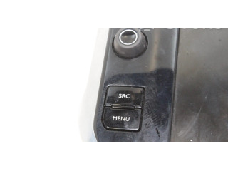 Дисплей       Peugeot 2008 I