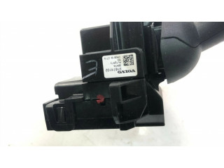 Мултифункционный включатель управления / ручка