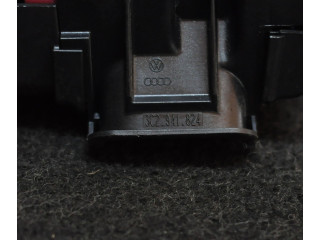 Блок предохранителей 3C2941824 Volkswagen PASSAT B6