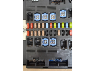 Блок предохранителей BX2314B476AA, 7370C30730 Jaguar XF X250