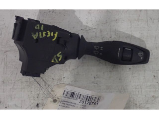 Ручка стеклоочистителей    Ford Fiesta