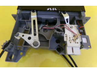 Блок управления климат-контролем    Mazda 323 F