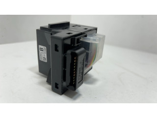 Ручка стеклоочистителей 17J409, 17F899 Mazda 3 III