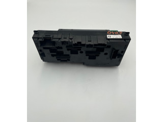 Блок предохранителей 9210863, 02133940   BMW X3 F25    