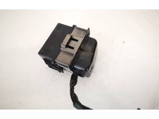 Pojistková skříňka Volvo XC60 2010