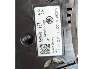 Панель приборов 5E0920757   Skoda Octavia Mk3 (5E)       
