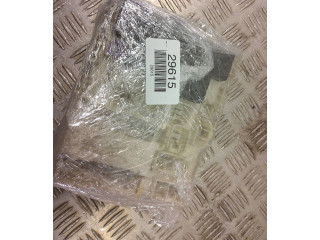 Pojistková skříňka FA100195 Suzuki SX4 S-Cross 2023