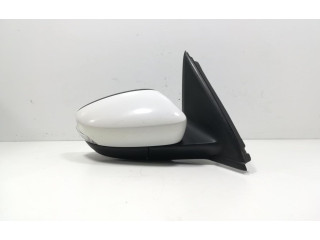 Зеркало электрическое        Skoda Fabia Mk3 (NJ)  2015 - 2021 года   