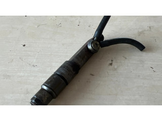 Форсунка 046130201f    Volvo S70  V70  V70 XC для Другое двигателя  2.5