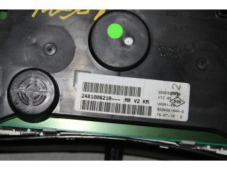 Панель приборов    Dacia Logan II       