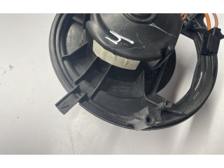 Вентилятор печки    5Q1819021   Volkswagen Jetta VII