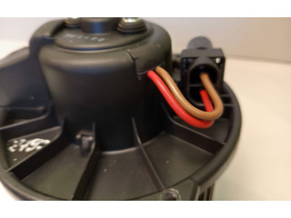 Вентилятор печки    4B1820021   Audi A6 S6 C5 4B