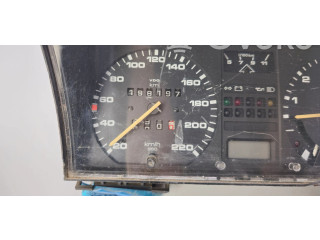 Přístrojová deska Volkswagen PASSAT B2 1987