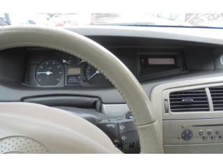 Přístrojová deska Renault Vel Satis 2004
