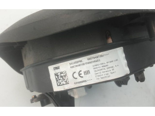 Блок предохранителей 34143379e Renault Trafic III (X82)