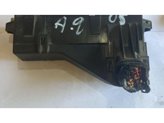 Блок предохранителей Audi A2