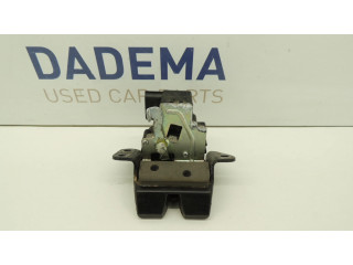 Замок задней крышки