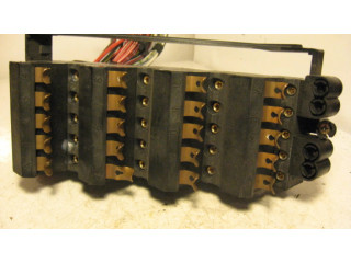 Pojistková skříňka 1245401250 Mercedes-Benz E W124 1993