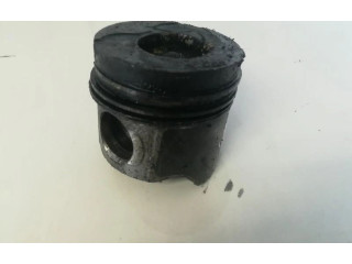 Píst Renault Megane II