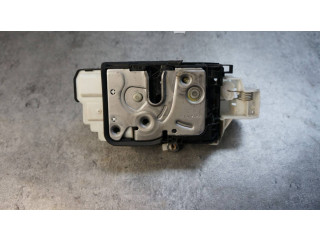 Замок багажника 31391824 Volvo V40 2012 - 2019 года