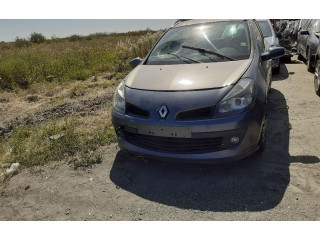 Комплект радиатора    Renault  Clio III  2005 - 2012 года