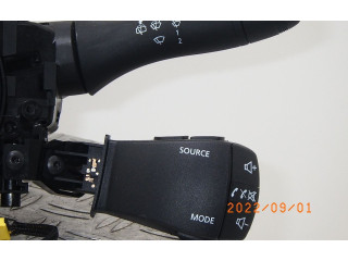 Панель приборов 255678207R Dacia Duster II