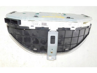 Přístrojová deska Mazda Premacy 2003 CB84A