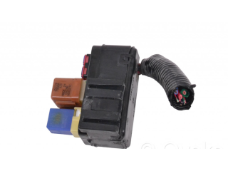 Блок предохранителей 71242730 Infiniti Q50