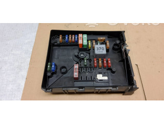 Блок предохранителей 1K0937125, 8H1405102892 Volkswagen Caddy