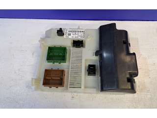 Блок предохранителей 31327995, BG9T14C256HA Volvo S60