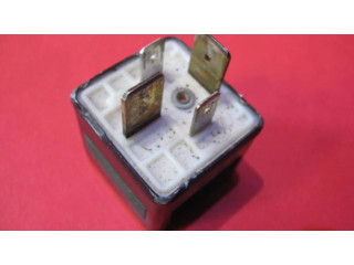 Реле насоса горючего