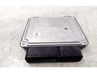 Řídící jednotka 03G906021HS, 0281013681 Volkswagen Caddy 2007