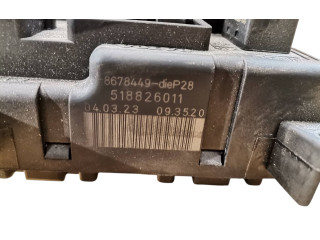 Блок предохранителей 8678449, 518826011   Volvo S60    