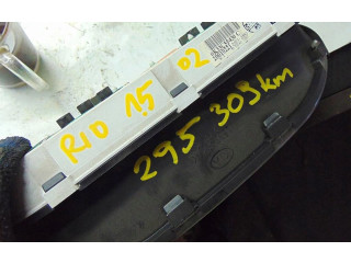 Přístrojová deska KIA Rio 2002 0K33C55430C