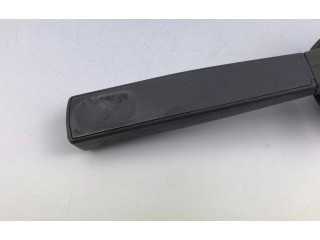 Ручка стеклоочистителей    Volvo V70