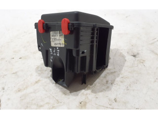 Pojistková skříňka 9824510680 Peugeot 208 2024