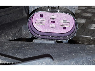 Вентилятор радиатора     1K0121205AC, 1K0121207BA    Skoda Yeti (5L) 