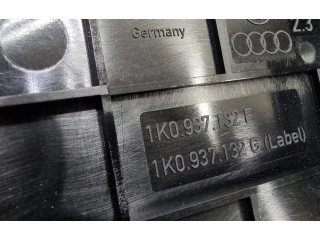   Pojistková skříňka 1K0937132G, 1K0937132F   Volkswagen Tiguan 2010