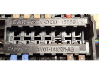 Pojistková skříňka 3B0NK0100, AV6T14K131AB Ford C-MAX II 2013