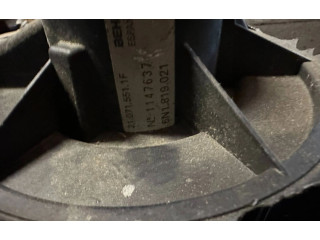 Вентилятор печки 6n1819021 Volkswagen Caddy