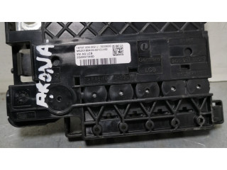 Узел подключения плюсовых проводов