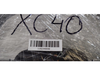 Руль Volvo XC40   -  года       