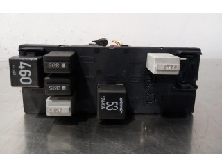 Блок предохранителей 8P0907279 Audi A3 S3 8P