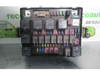 Pojistková skříňka Řídící jednotka BSM 8212008B10 SsangYong Rexton 2005