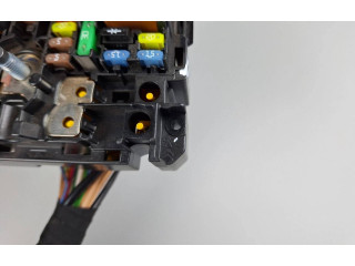 Блок предохранителей 9804848480 Peugeot 2008 II