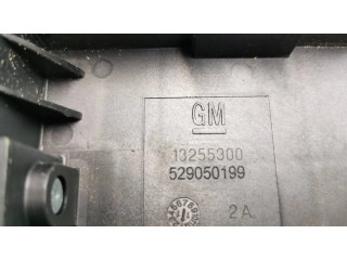 Блок предохранителей 13255300, 529050199 Chevrolet Orlando