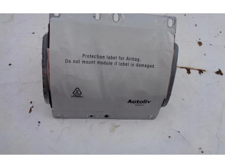 Подушка безопасности пассажира    Volvo C30