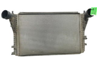 Интеркулер  1K0145803E   Skoda Octavia Mk2 (1Z) 