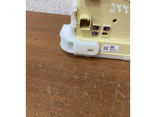 Блок предохранителей 6358-6795 Lexus NX