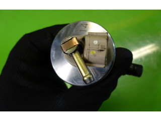 Vstřikovač 02083-13H50 Mazda MPV II LW